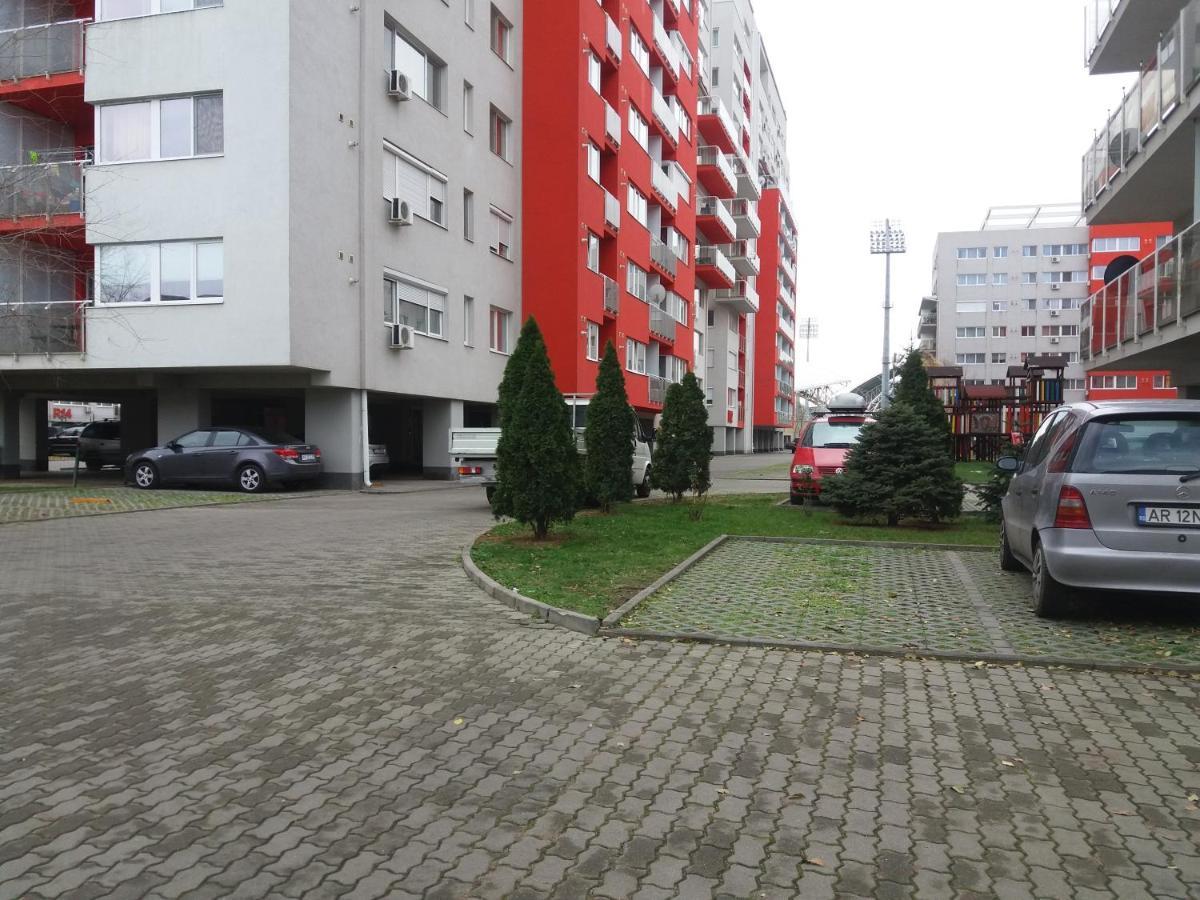 Intim Studio Flat Арад Екстериор снимка