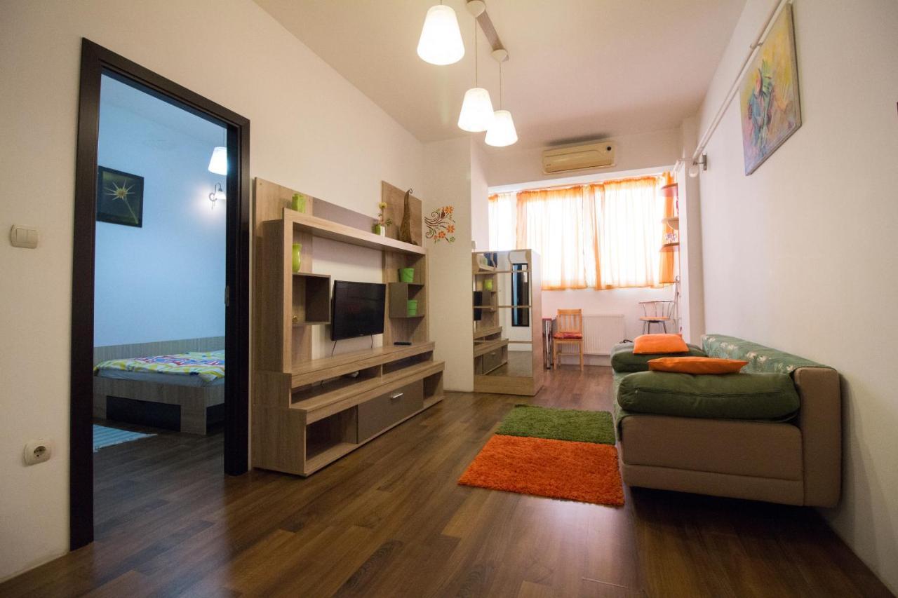 Intim Studio Flat Арад Екстериор снимка
