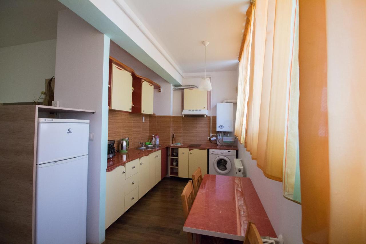 Intim Studio Flat Арад Екстериор снимка